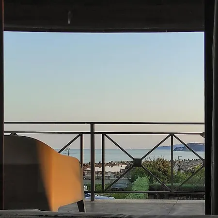 Artapartment בית הארחה קליארי